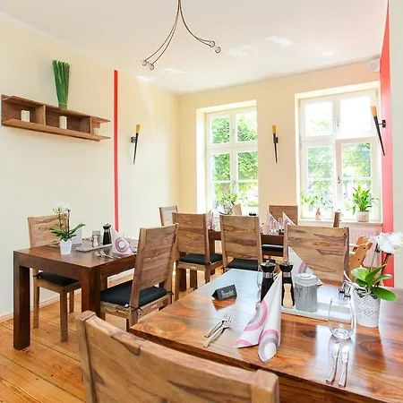 Πανσιόν Restaurant & Eshramo