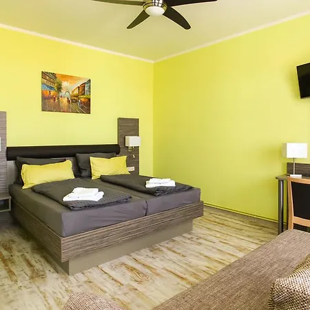 Restaurant&pension Eshramo 4*