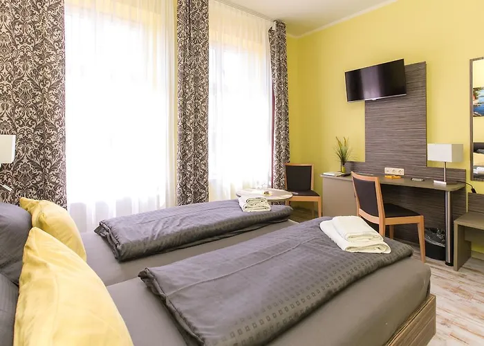 Restaurant & Eshramo Pensión